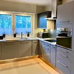 Yose - 160 M2 Na Wylacznosc