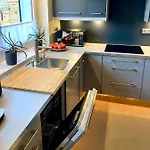 Yose - 160 M2 Na Wylacznosc * Poznaň