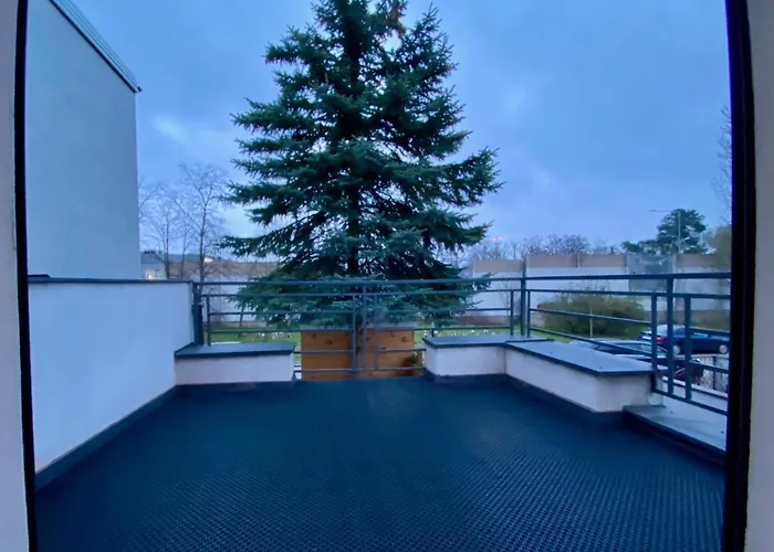 Yose - 160 M2 Na Wylacznosc Daire